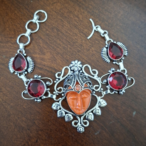 New Carved Red Goddess Face Garnet 925 Silver Bracelet. - Picture 5 of 16